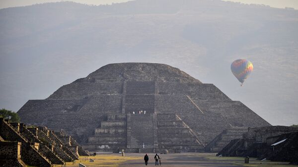 Пирамида Луны в Мексике