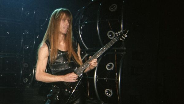 Гитарист хеви-метал группы Manowar Карл Логан. Архивное фото