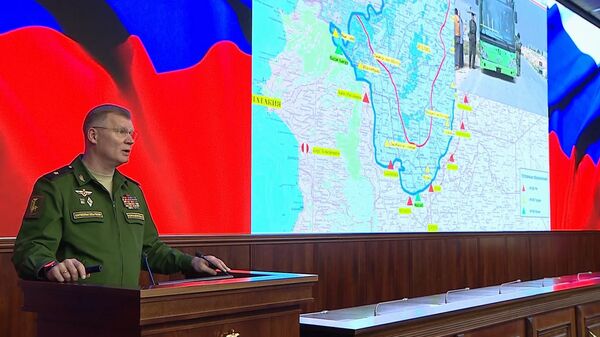 Официальный представитель министерства обороны РФ генерал-майор Игорь Конашенков во время брифинга о процессе мирного урегулирования в Сирии. 31 октября 2018
