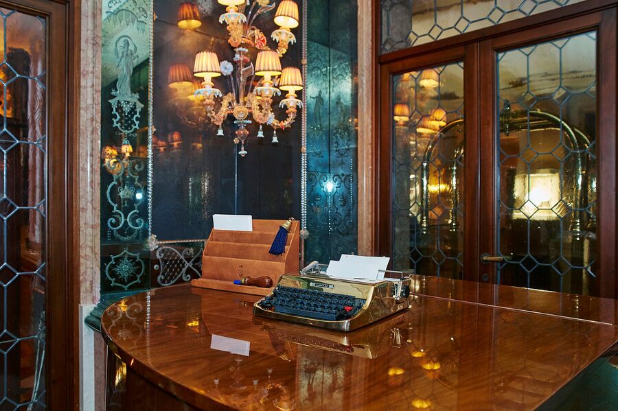 Пишущая машинка, отель «Гритти Палас», Венеция