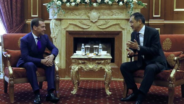 Председатель правительства РФ Дмитрий Медведев и премьер-министр Казахстана Бакытжан Сагинтаев во время встречи. 1 ноября 2018
