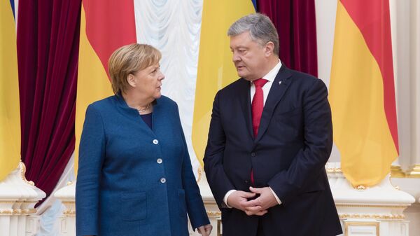 Вучич прокомментировал заявления Меркель и Порошенко о Минских соглашениях