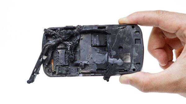 Сгоревший смартфон