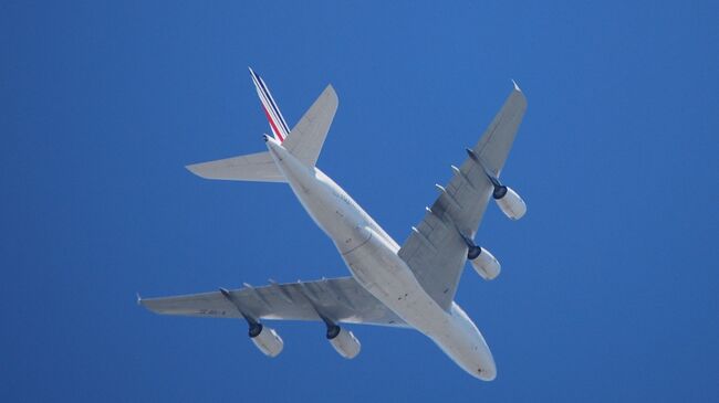 Самолет Airbus A380