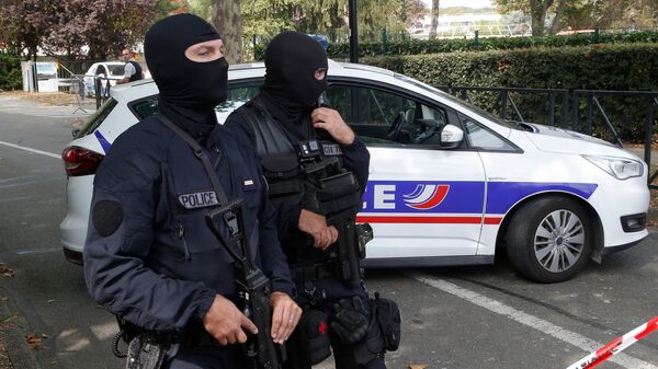 Сотрудники спецподразделения французской полиции