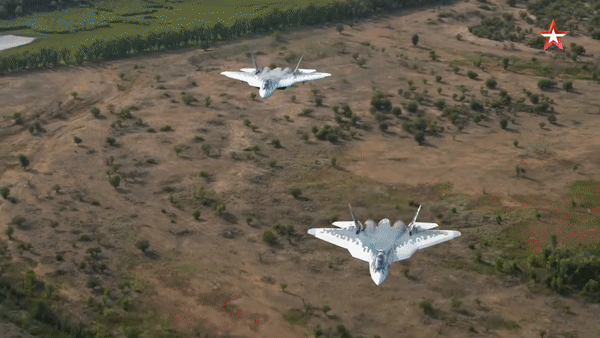 Видео полета Су-57