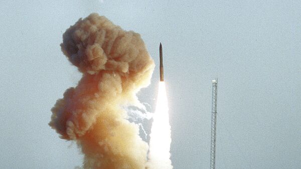 Запуск американской баллистической межконтинентальной ракеты Minuteman III