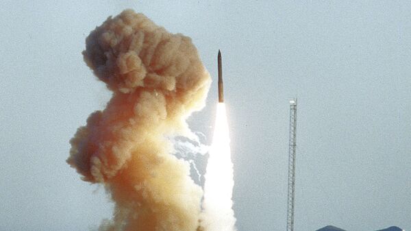 Запуск американской баллистической межконтинентальной ракеты Minuteman III