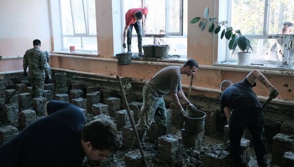 Краснодарские волонтеры участвовали в ликвидации последствий наводнения