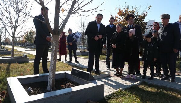 Аллея с именными деревьями в память о погибших сотрудниках МВД, Ингушетия. 8 ноября 2018