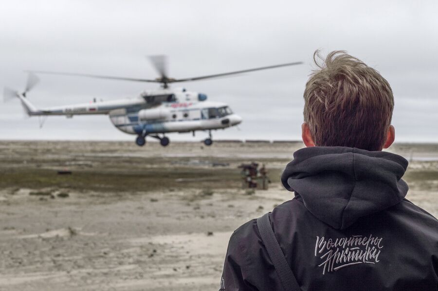 Встал, умылся, убери Арктику: зачем волонтеры очищают необитаемые острова
