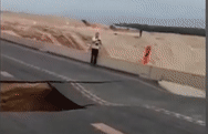 Обрушение дороги в Израиле