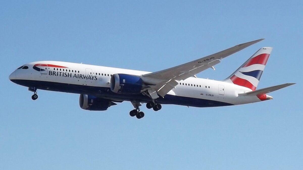 Самолет Boeing 787 авиакомпании British Airways - РИА Новости, 1920, 11.10.2023