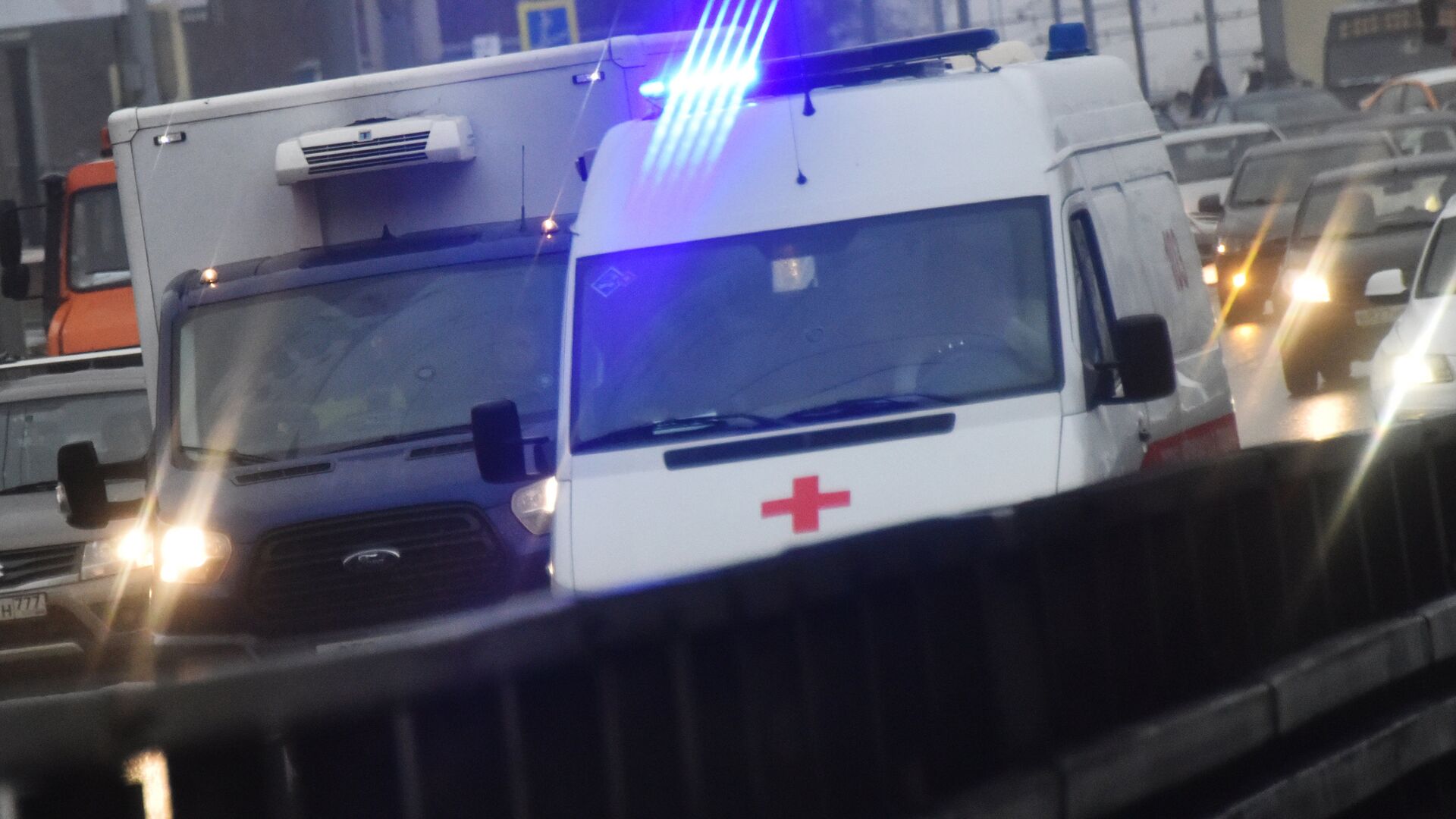 Автомобиль скорой медицинской помощи - РИА Новости, 1920, 07.12.2025