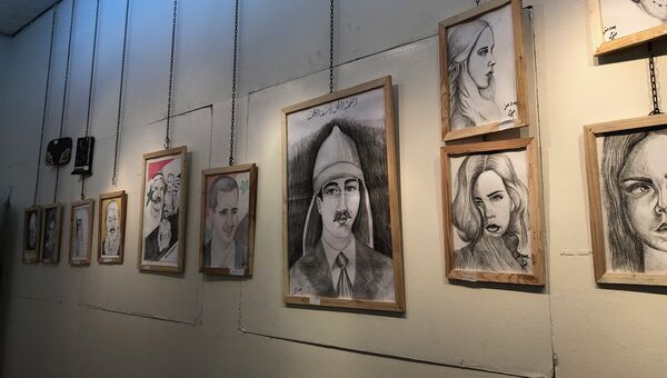 Художественная выставка заключенных сирийской тюрьмы в Дамаске