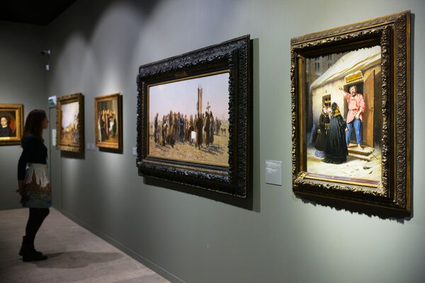 Выставка Сокровища музеев России открылась в Москве