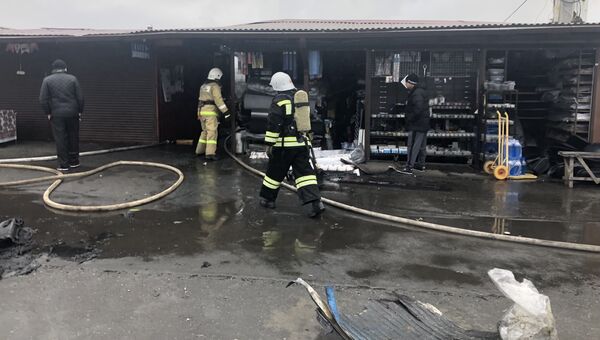 Последствия пожара на рынке автотоваров Викалина,  Владикавказ. 16 ноября 2018