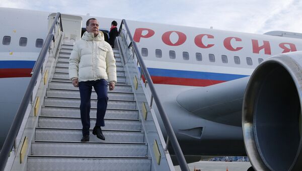 Дмитрий Медведев в аэропорту Владивостока. 16 ноября 2018