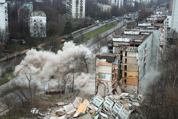 Неполной грудью: есть ли в Москве дома, жить в которых вредно для здоровья  - Недвижимость РИА Новости, 03.03.2020