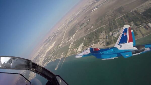 Высший пилотаж «Русских Витязей» на авиасалоне в Бахрейне