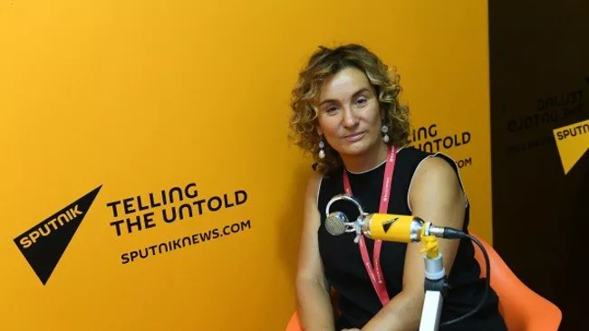 председатель правления киностудии Союзмультфильм Юлиана Слащева председатель правления киностудии Союзмультфильм Юлиана Слащева