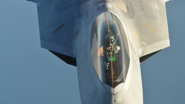 Истребитель ВВС США F-22 Raptor. Архивное фото