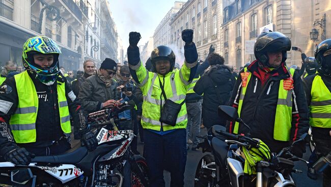 Акции протеста Желтые жилеты. Архивное фото