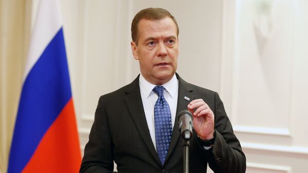 Председатель правительства РФ Дмитрий Медведев в Ханое
