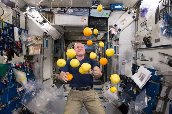 Скотт Келли на борту МКС