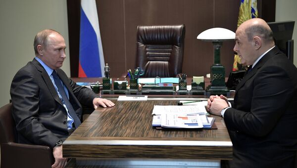 Владимир Путин и руководитель ФНС Михаил Мишустин во время встречи. 20 ноября 2018
