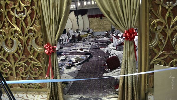 Последствия взрыва в свадебном зале в Кабуле. 21 ноября 2018 года