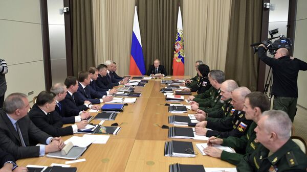 Президент РФ Владимир Путин проводит совещание с руководством Минобороны РФ. 21 ноября 2018