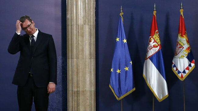 Президент Сербии Александр Вучич на пресс-конференции в Белграде