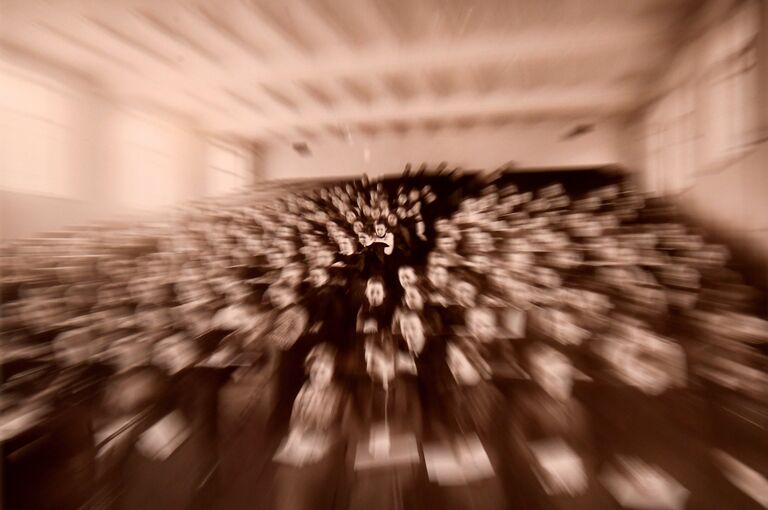 Фотография на выставке Курсистка – имя нарицательное.  К 140-летнему юбилею высшего женского образования в России в Санкт-Петербурге Фотография на выставке Курсистка – имя нарицательное.  К 140-летнему юбилею высшего женского образования в России в Санкт-Петербурге