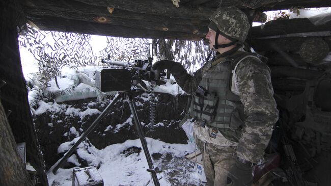 Военнослужащий ВСУ на востоке Украины. 