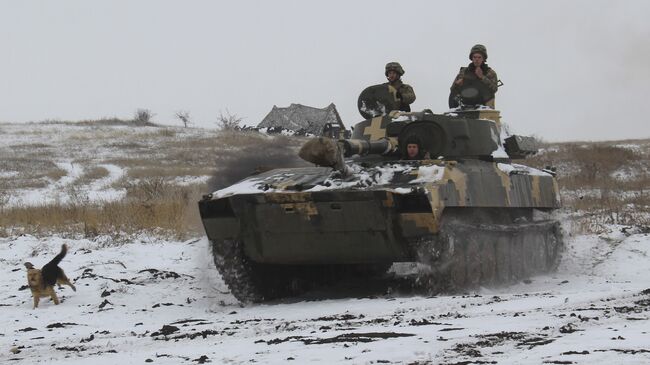 Бронетехника ВСУ на востоке Украины. 26 ноября 2018