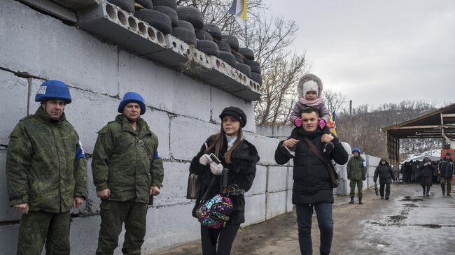 На контрольно-пропускном пункте в районе станицы Луганской