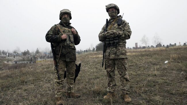 Украинские военнослужащие. Архивное фото