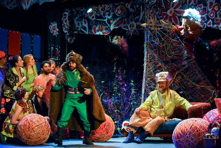 Сцена из оперы Золотой петушок 