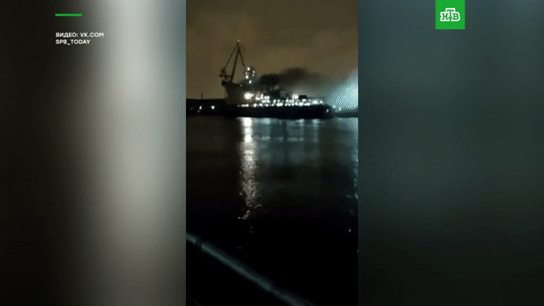 Видео пожара на ледоколе Виктор Черномырдин