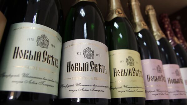 Продукция завода шампанских вин Новый свет в Крыму. Архивное фото