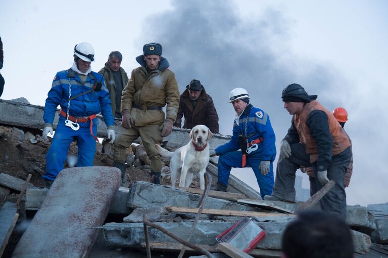 Кадр из фильма Спитак Кадр из фильма Спитак