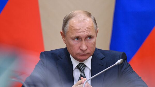 Владимир Путин проводит совещание с членами правительства РФ. 28 ноября 2018