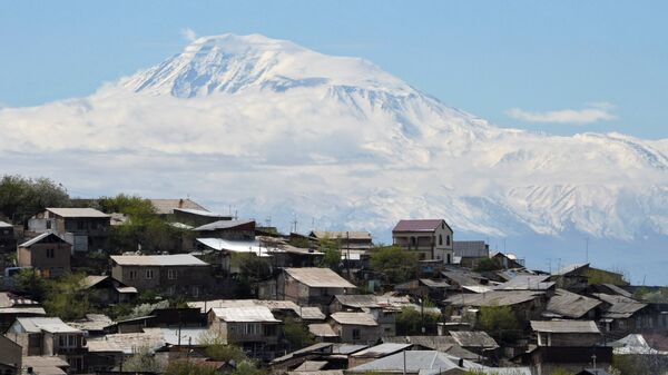 Гора Арарат со стороны Армении