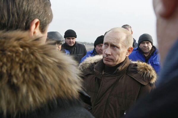 Премьер-министр РФ Владимир Путин принял участие в церемонии открытия первой очереди четвертого моста через Енисей в Красноярске
