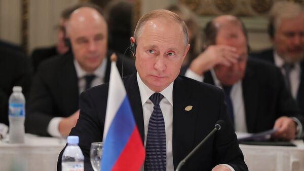 Президент РФ Владимир Путин во время встречи лидеров БРИКС. Архивное фото