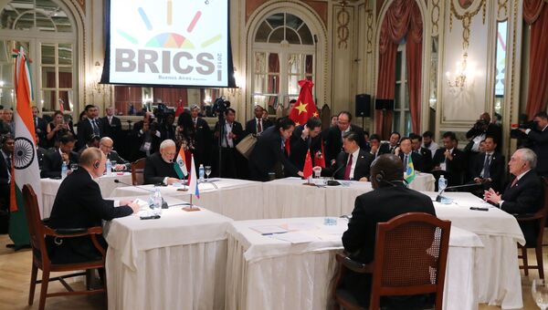 Президент РФ Владимир Путин во время встречи лидеров БРИКС на полях саммита Группы двадцати в Буэнос-Айресе. 30 ноября 2018