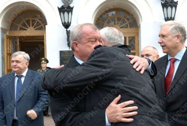 Траурная церемония прощания с генерал-лейтенантом Г.Трошевым