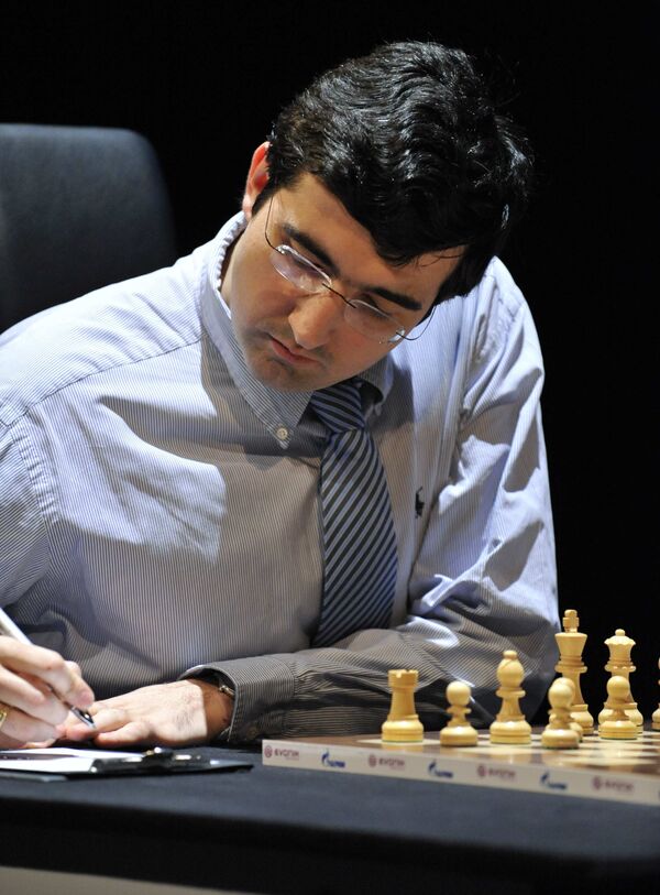 Владимир Крамник во время 10-й партии матча за звание чемпиона мира по шахматам с Виши Анандом