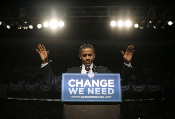 Кандидат в президенты США Барак Обама  во время выступления в Питсбурге